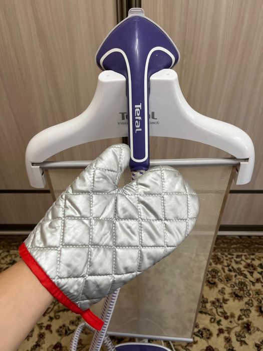 Отпариватель для одежды Tefal