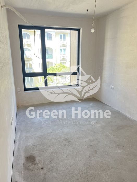 Продава се Четиристаен апартамент в Варна, м-т Евксиноград - 135 кв.м за 2000 €/кв.м - Снимка #3