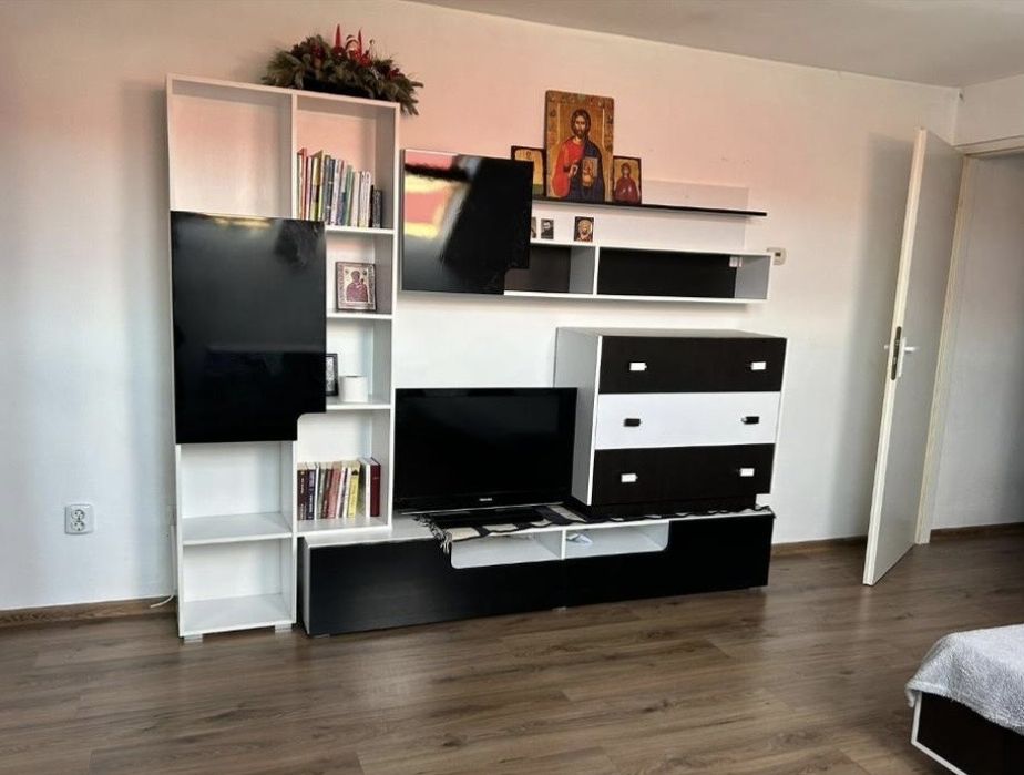 Inchiriez apartament cu o camera