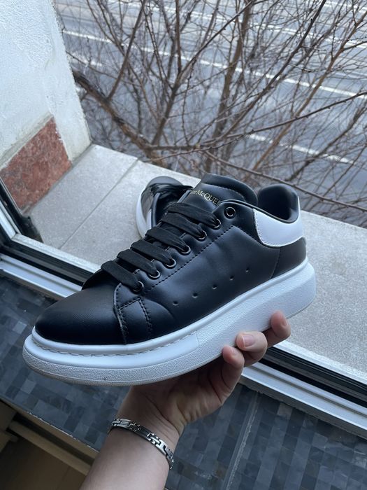 Alexander McQueen Marimea 43