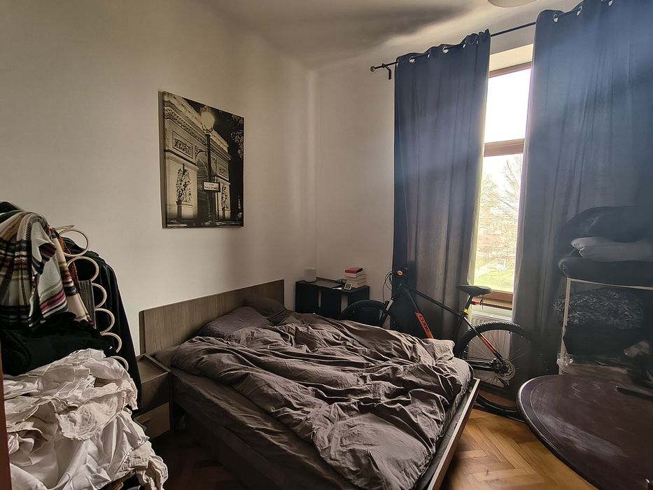 Vand apartament 2 camere