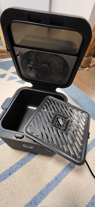 Еър Фрайър Мидея