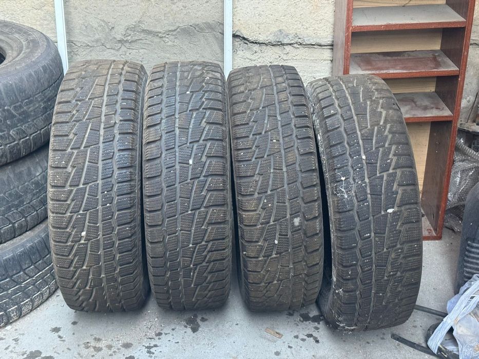 Продам шины зимние