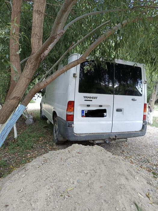 Vand autoutilitara Ford