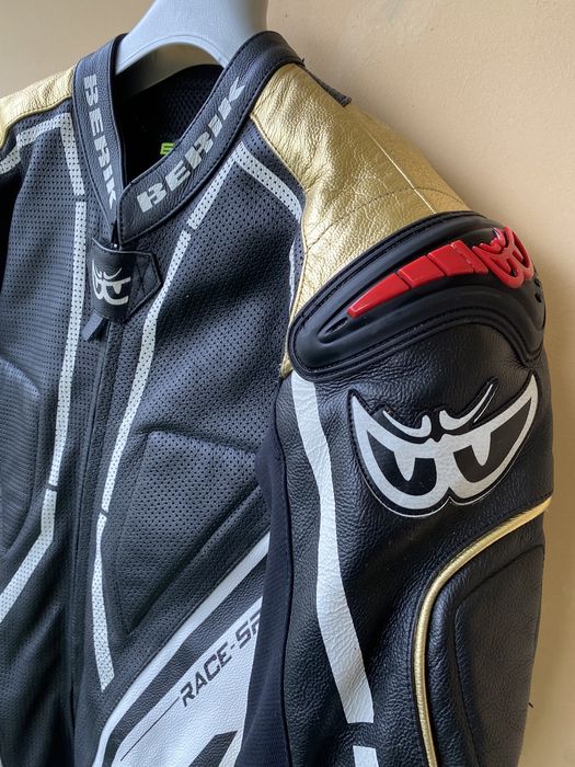 Цял екип Berik Race Dep 2.0