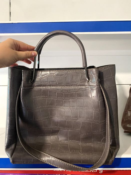 Продам женские сумочки