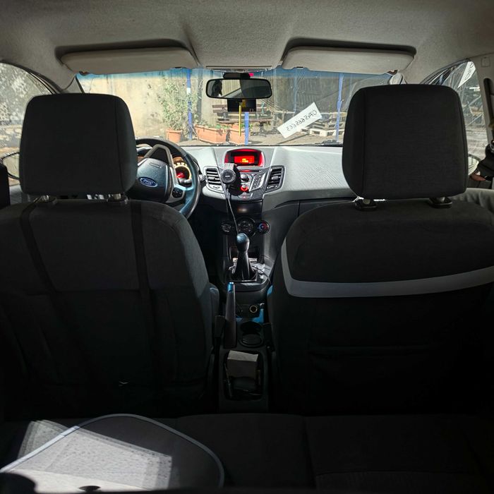 FORD Fiesta 2010 — imagine 2