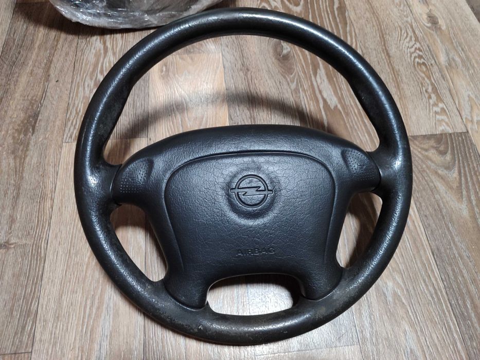 Продам руль вектра б, омега б с Германии