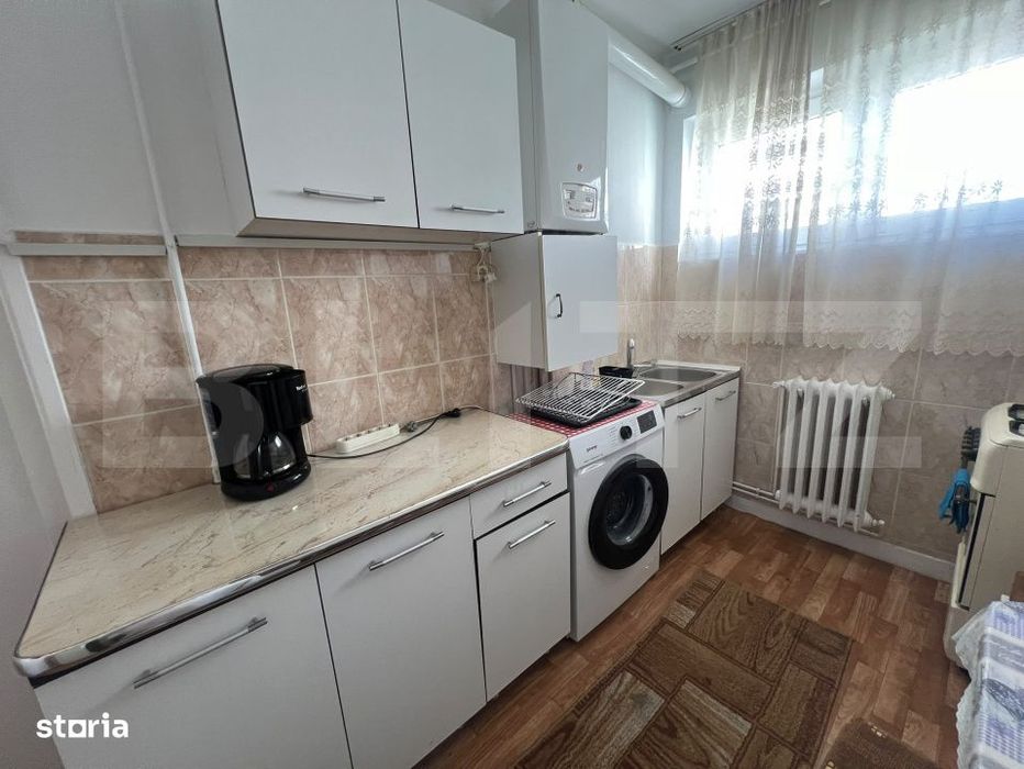 Apartament 2 camere, decomandat, intermediar, sud, Pivnita, Calea Flor