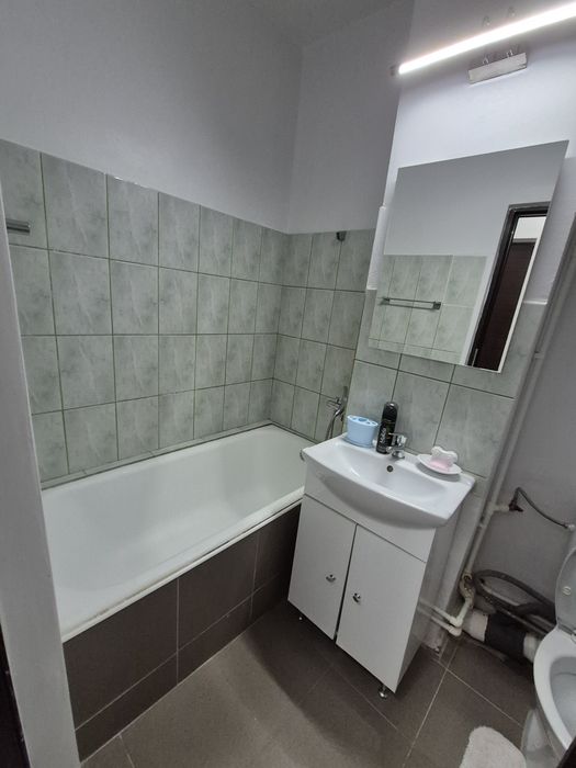 Închiriez apartament cu o camera ultracentral