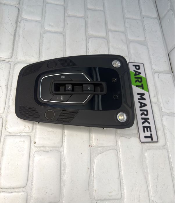 Черен Плафон AUDI A4 B9 8W0947135AT 4M0959613B