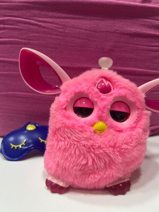 Игрушка Furby connect. Ферби коннект