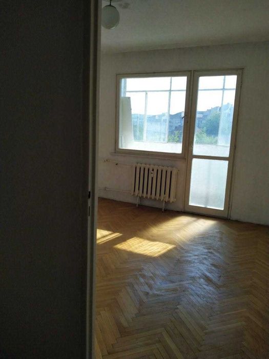 продавам апартамент
