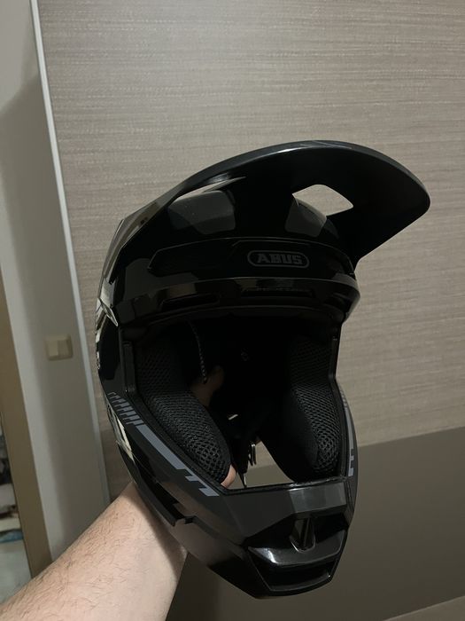 Каска ABUS Mountain Bike Helmet HiDrop