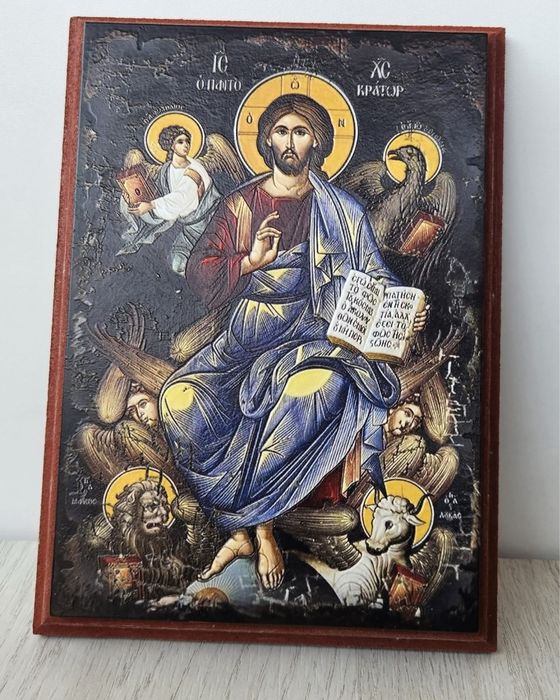 Уникални дървени Икони