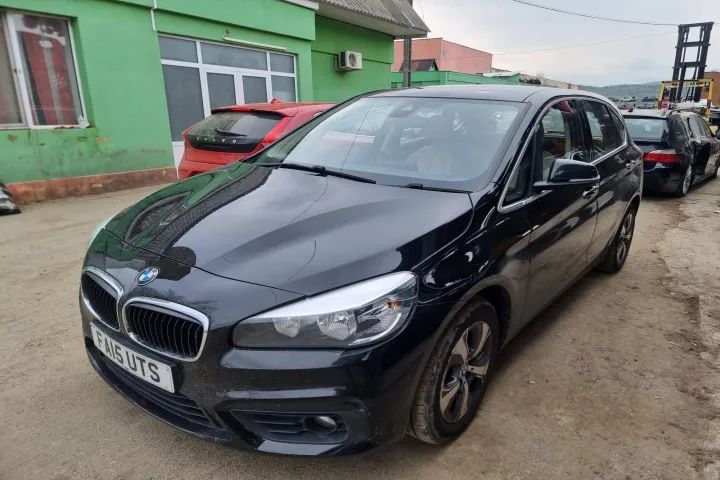 plafoniera panou comanda clima ceasuri de bord centura de siguranta fata spate Bmw Seria 2 active tourer F45 an 2015, motor 1.5 d 116cp cod motor B37C15A  dezmembrez