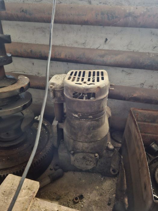 Продам компрессор для спецтехники