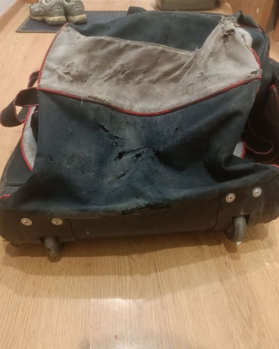 Баул хоккейный б/у