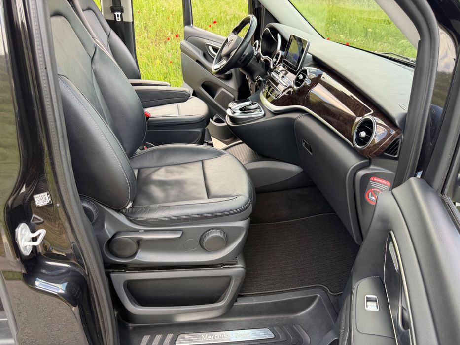 Mercedes V250 Avantgarde ExtraLung 2017 7 Locuri 160.000 Km !!!