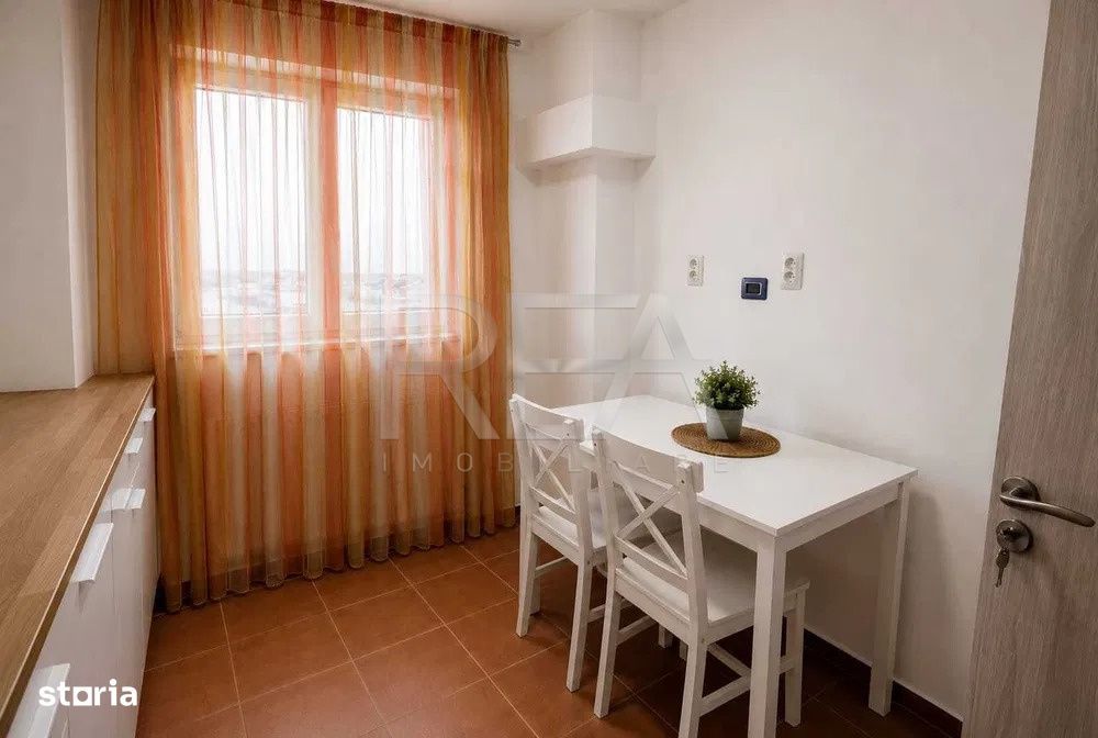 2 camere Vitan decomandat, inst. schimb., an 1983
