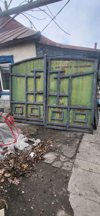 Продам ворота распашные
