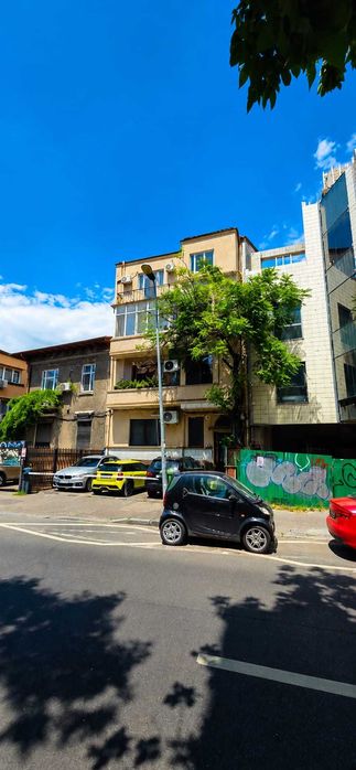 Apartament 3 camere de vanzare – Stirbei Voda / Parcul Cismigiu – 86 mp – renovat – centrala proprie – imobil interbelic PROPRIETAR