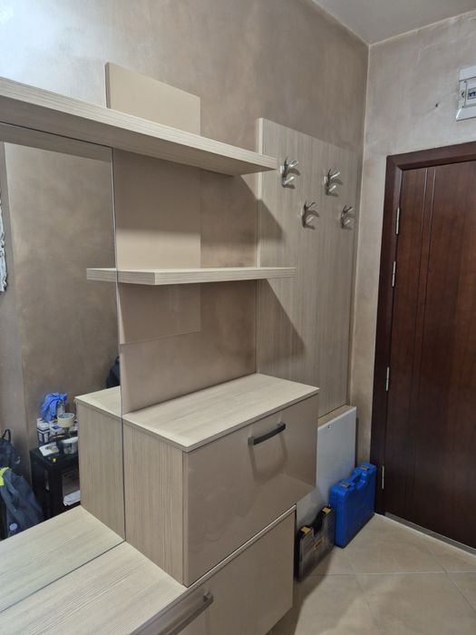 Обзавеждане за коридор