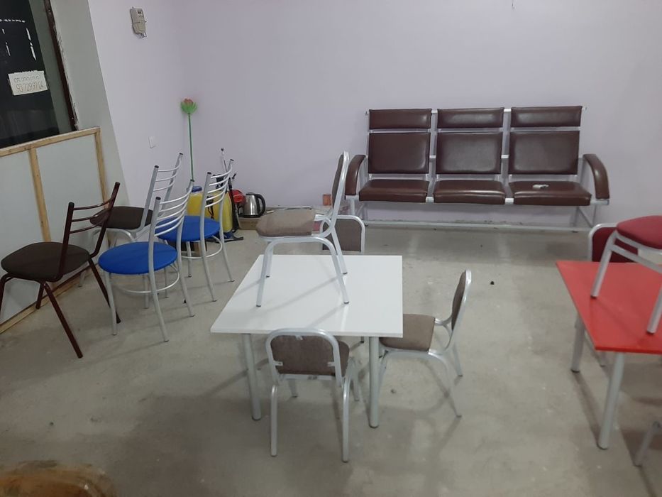 детискый стол и стул