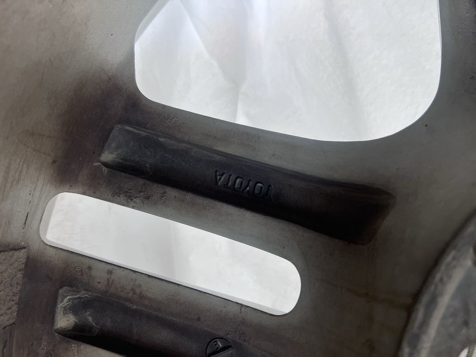 Комлект дисков от land cruiser 200