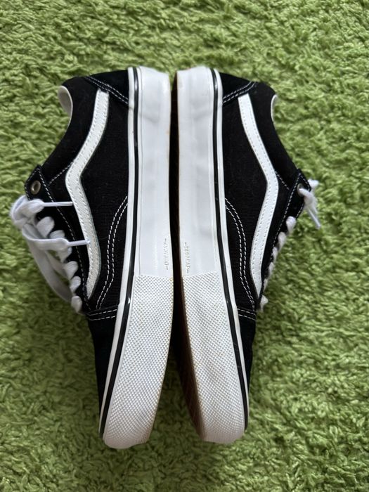 Продам Кеды Vans 42р