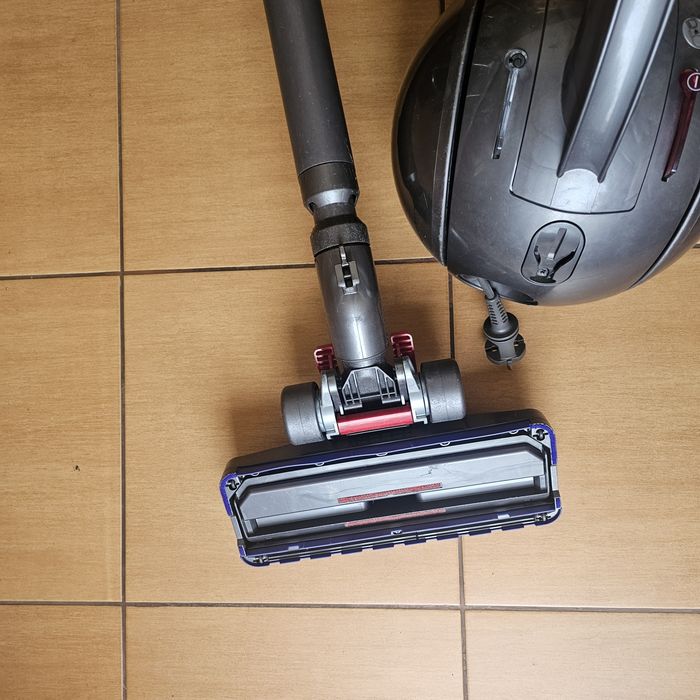 Aspirator Dyson Ball DC 52  cinetic  animal turbine