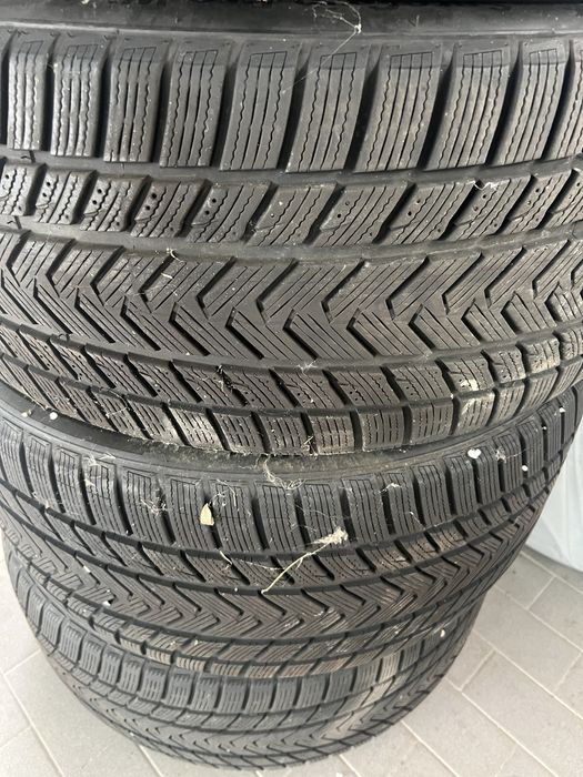 Anvelope Iarna Gripmax 315/35/R22 si 285/40/R22 Porsche