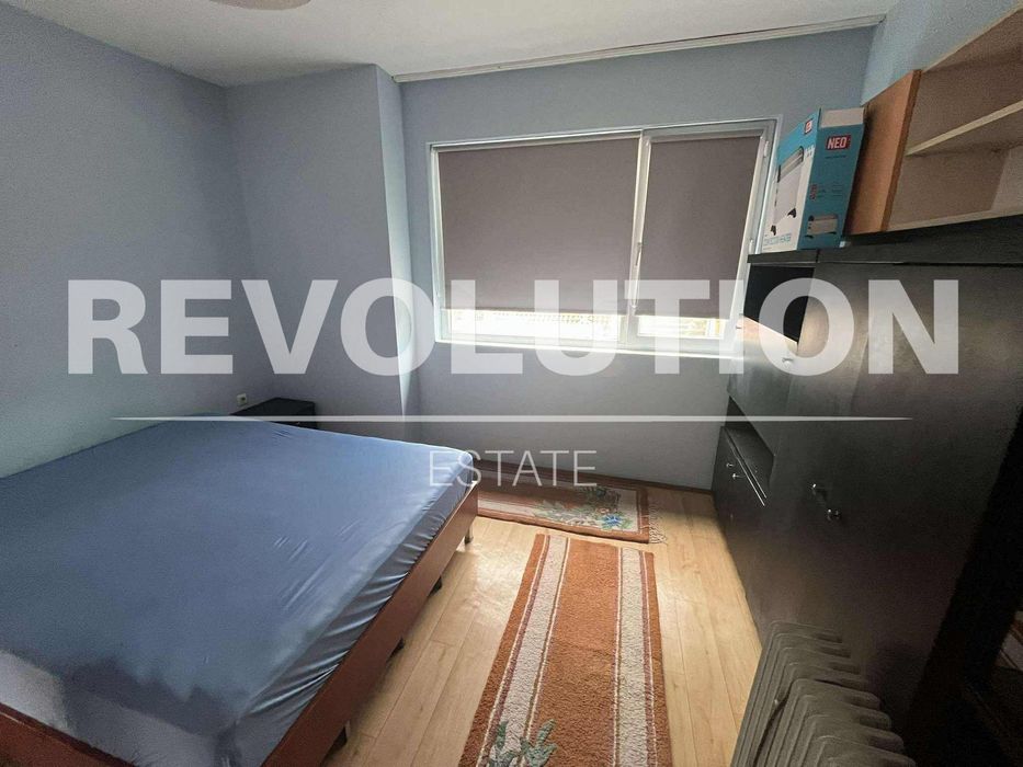 Двустаен апартамент в района на Цветен квартал!