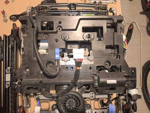 Hyundai SANTA FE 4 (2018-2022) Механизъм за шофорска седалка