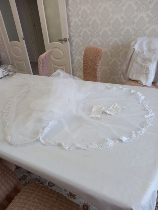 свадебное отдам бесплатно