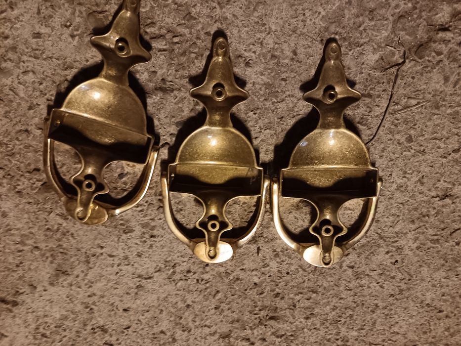 Batator ușa, 3 bucăți