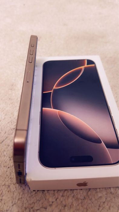 Iphone 16 pro max - 256G - stare perfecta