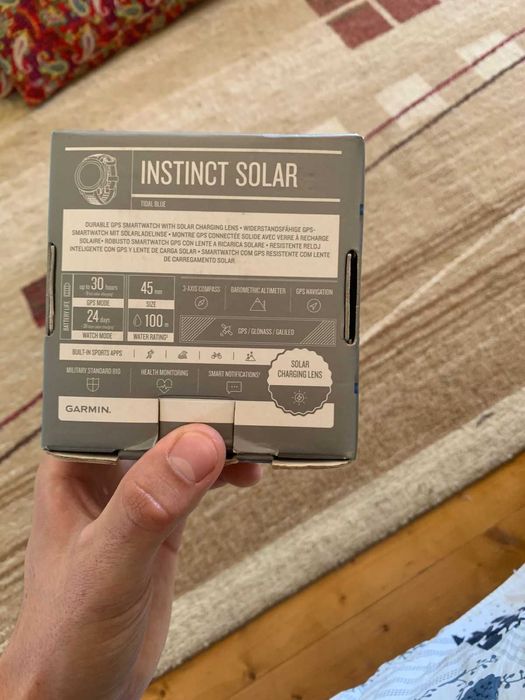 Часы Garmin Instinct Solar