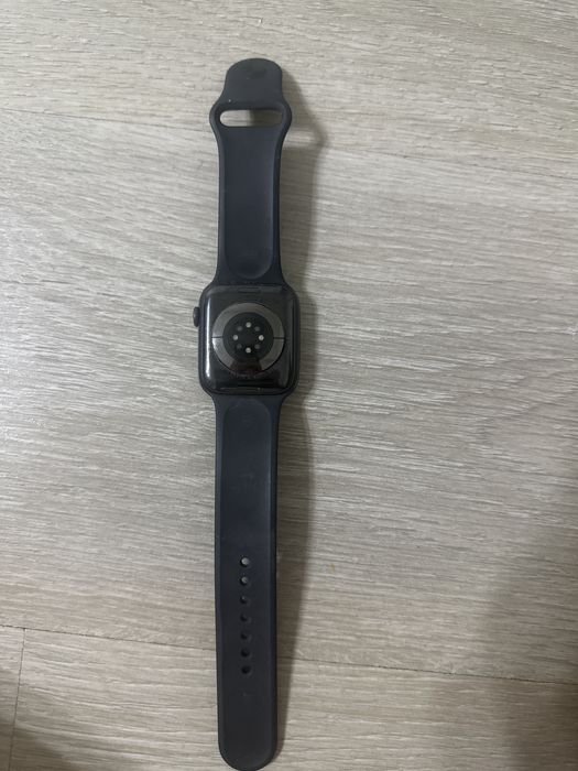 Apple Watch Series 6 44 мм, 98% АКБ