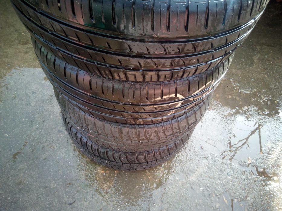 de  vanzare     anvelope     pentru  peugeot  206-e !!!