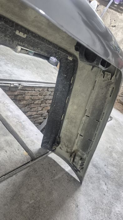 Бампер от мерседес 210 дорест
