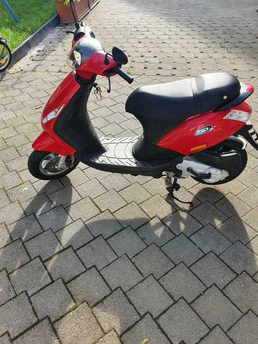 PIAGGO    скутер