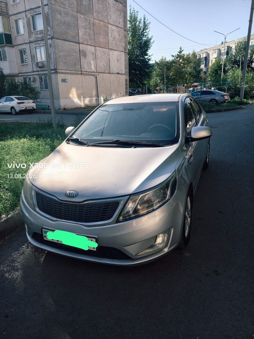 Автомобиль Kia Rio