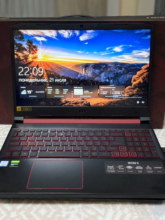 Продам ноутбук !