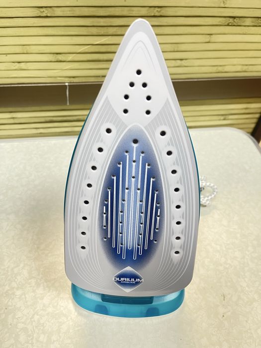 Парна ютия Calor Easygliss Plus