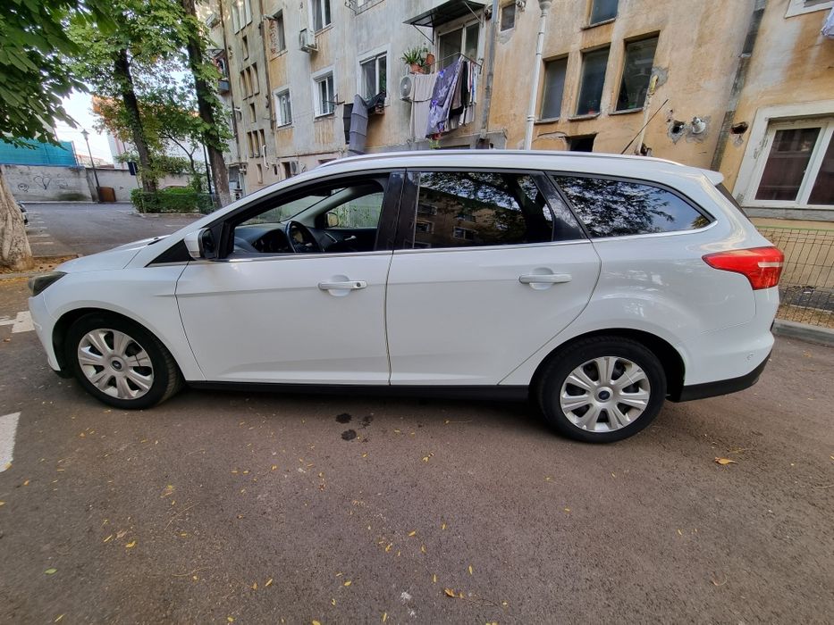 Ford Focus Titanium 2.0 TDCi 150 CP AUTOMATĂ • FULL OPȚIUNI • MODEL 2016