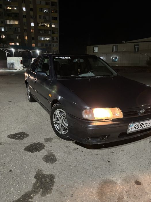 Продам машину Nissan primera