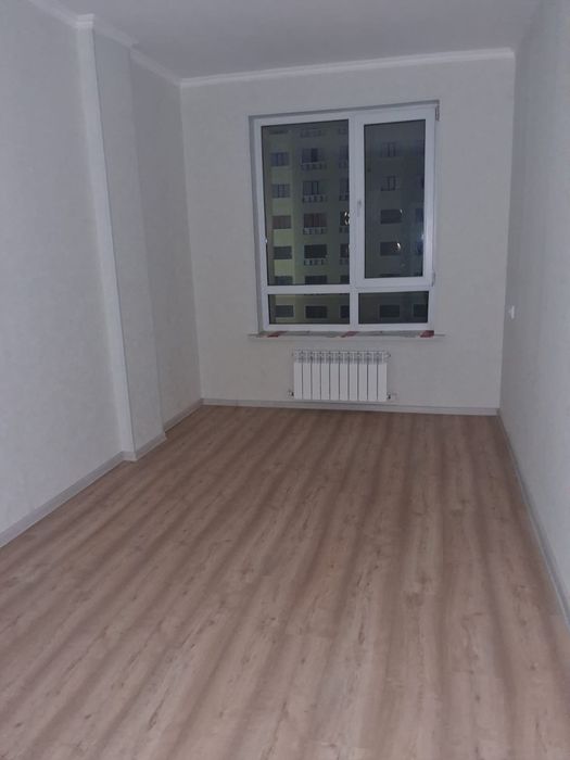 Жаңа қалада 3 бөлмелі жаңа үй жалға беріледі