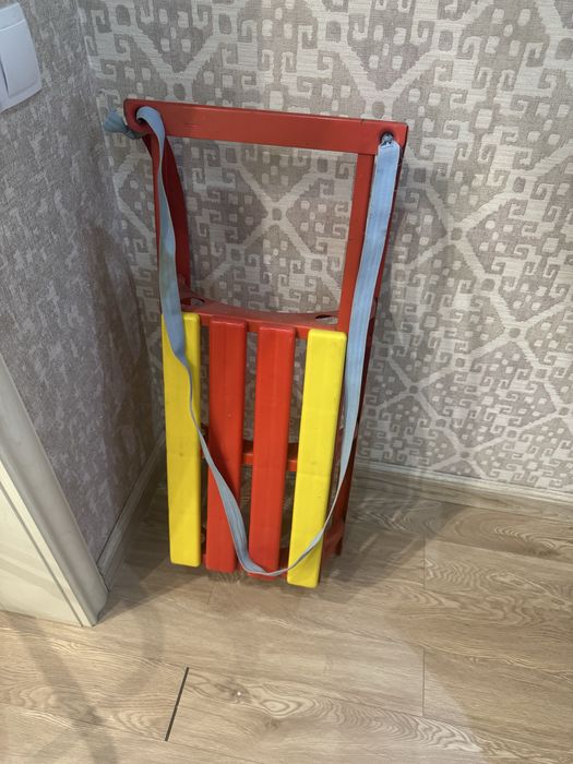 Санки детские в отличном состоянии