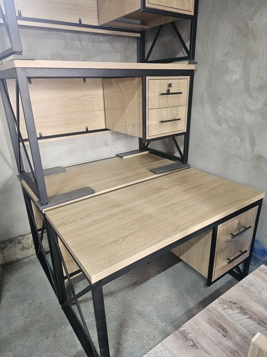Stilaj va loft stollar